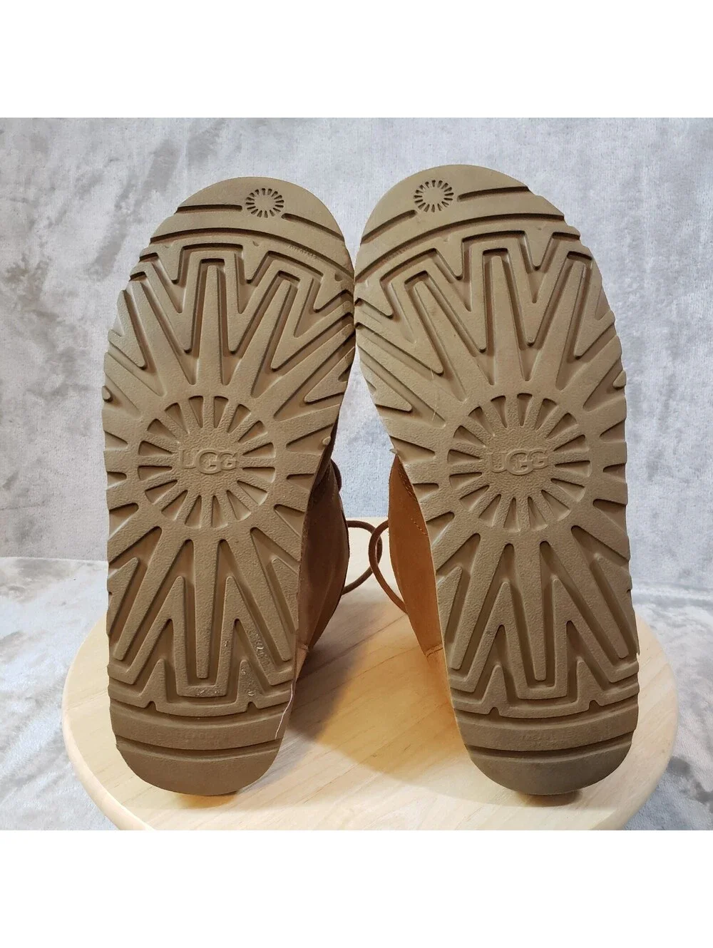 UGG Men’s Suede Chukka Ankle Boots Lined Lace-Up Brown US 12 EU 45